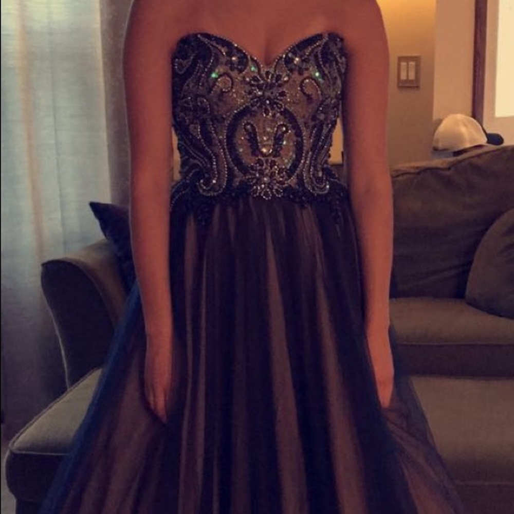 Prom dress